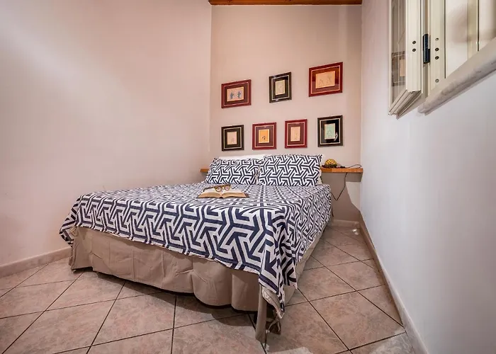 Gagliardetta 卡斯泰拉马莱