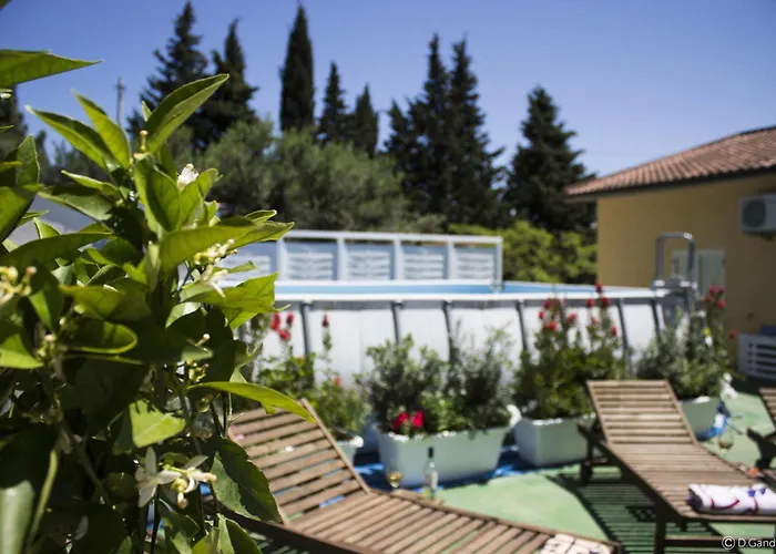 Gagliardetta 3* 卡斯泰拉马莱